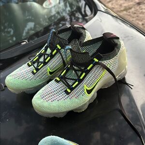 Nike Kids' Green and Black Sneakers